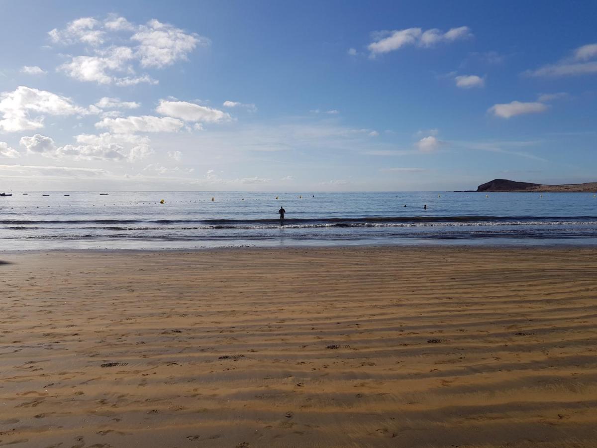 Alquilaencanarias El Medano Pika, Center And Beach Exterior photo